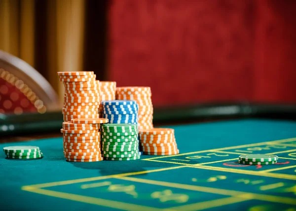 jpnation live-dealer tables on a mobile phone screen