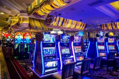 jpnation live roulette table on mobile phone with cashback promotion banner and percentage tracker overlay